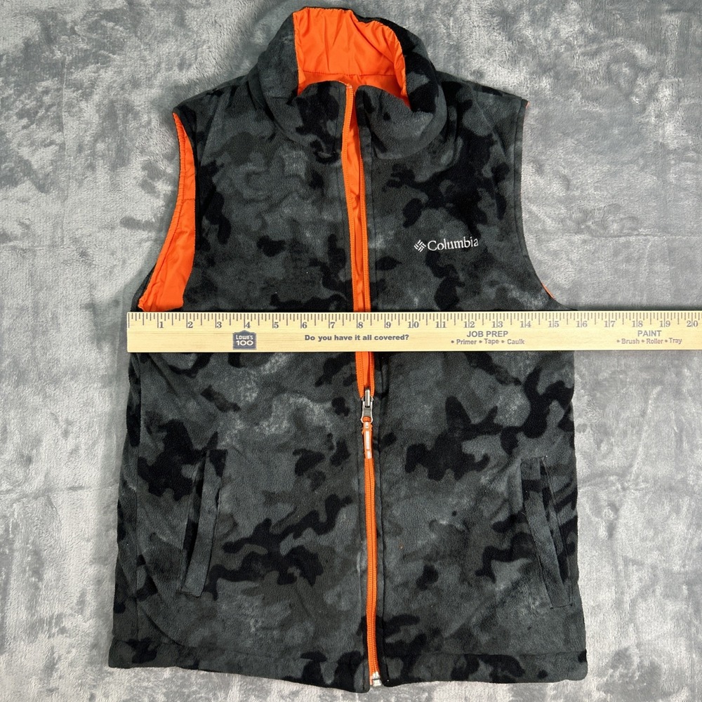 Columbia Black and Gray Camo Vest with Orange Lining- Boys size medium - Picture 4 of 9